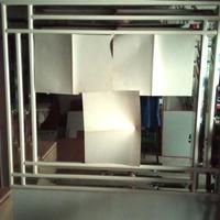 Specchio da bagno con lampade applique