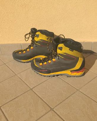 Scarponi La Sportiva Trango Tech Leather GTX 42,5