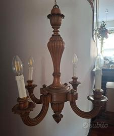 ANTICO LAMPADARIO IN LEGNO