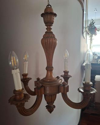 ANTICO LAMPADARIO IN LEGNO