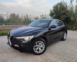 Alfa Romeo Stelvio 2.2 TD 160 CV F1 AL VOLANTE TEL