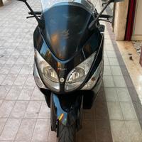 Yamaha TMAX 500 - Nero - 1.600