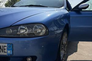 Alfa romeo 147 black line