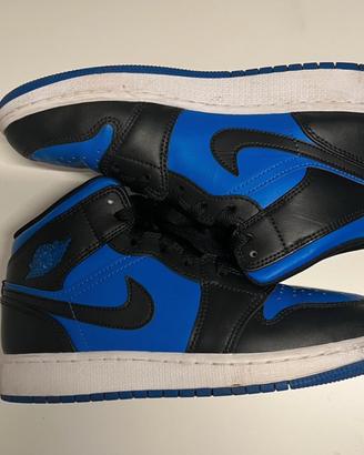 Air Jordan 1 Mid in blu reale e nero