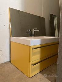 Mobile bagno con specchio