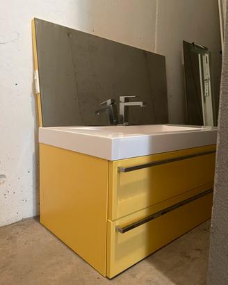 Mobile bagno con specchio