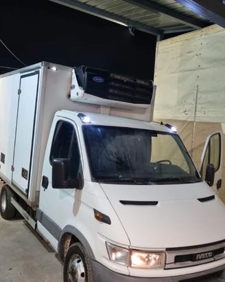 IVECO FURGONE ISOTERMICO CON GRUPPO FRIGORIFERO