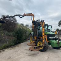 John Deere 6420 con Braccio GreenTech