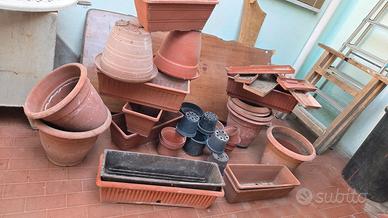 Set vasi in plastica