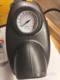 Mini compressore portatile NUPOWER NPE250 12V.
