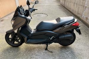 Yamaha XMax 125