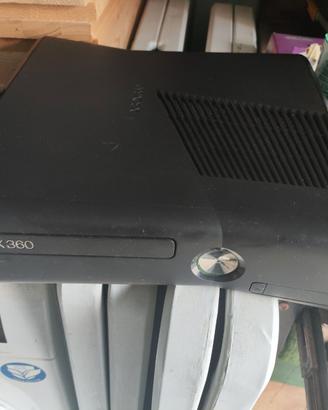 Xbox 360 con 65 giochi