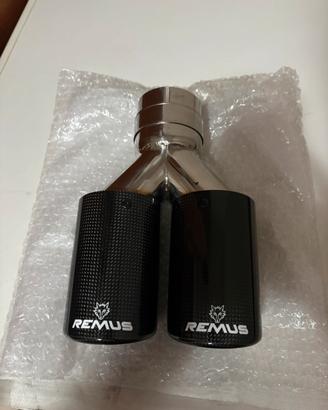 Terminali di scarico REMUS Carbon look