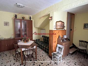 Casa, Campofelice di Roccella.