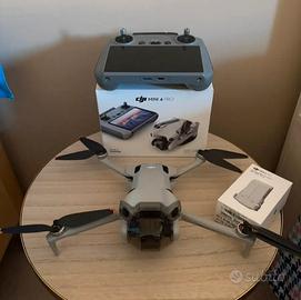 DJI mini 4 pro doppia batteria