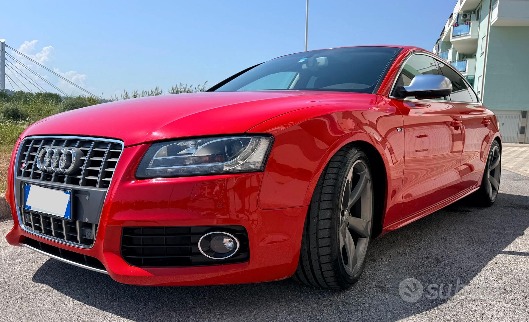 Audi S5 2010 photo 2