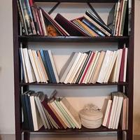 Libreria a giorno in legno