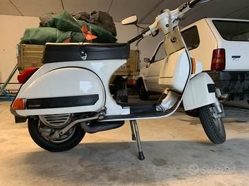 Vespa p200e