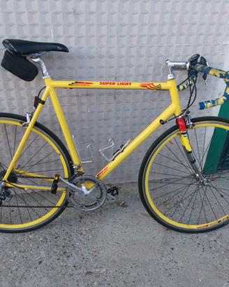 Bici da corsa SUPER LIGHT 