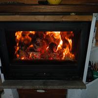 camino inserto ventilato a legna 