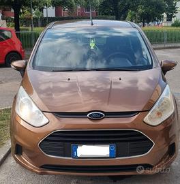 Ford B-MAX  Auto in buone condizioni marciante