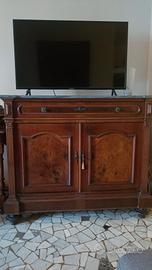 comò antico con ante fine 800