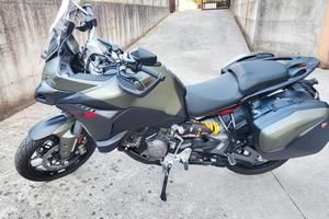 Ducati multistrada V2s travel 