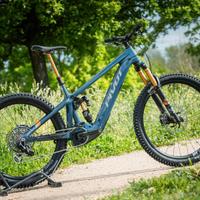 ebike enduro PIVOT SHUTTLE LT TEAM tg L 2025