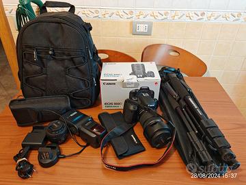 Canon EOS 800D superaccessoriata 