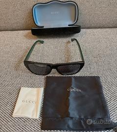 Occhiali da sole Gucci GG0926S Neri e Verdi 🕶️✨