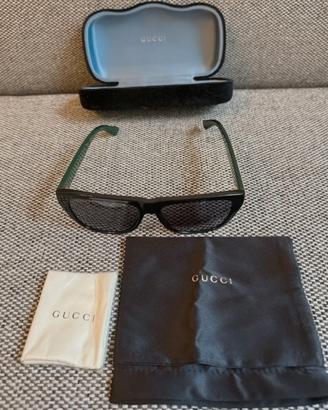 Occhiali da sole Gucci GG0926S Neri e Verdi 🕶️✨