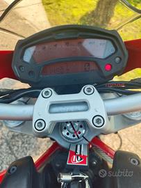 Monster 696