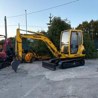 E256 - ESCAVATORE KOMATSU PC30 R8