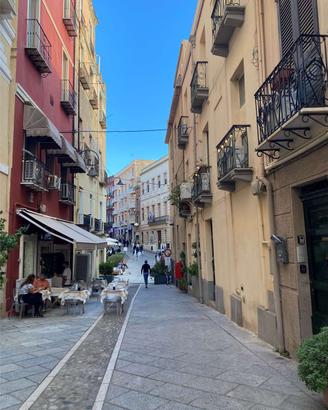 cagliari via manno locale trasformabile in abitati