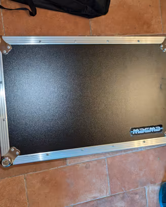 FLYCASE MAGMA DDJ800