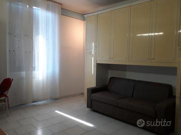 Monolocale piano alto zona mm3 brenta