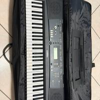 Pianola professionale EZ-220 Yamaha