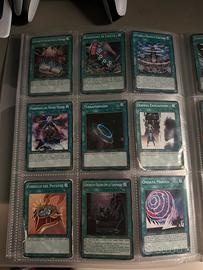 Lotto carte yu gi oh prima edizione