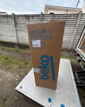 Frigo BEKO incasso   COD BDSA250K4SN