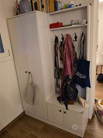 Mobile ingresso con appenditabiti a armadio