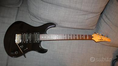 Chitarra elettrica Yamaha ERG 121 (Indonesia)