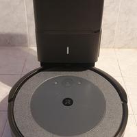 ROOMBA I4+ robot aspirapolvere con stazione 