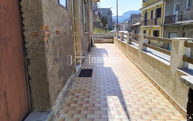 Casa indipendente a Saponara 5 locali