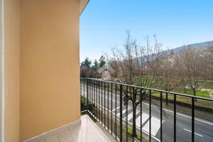 PORZIONE DI BIFAMILIARE A GREZZANA