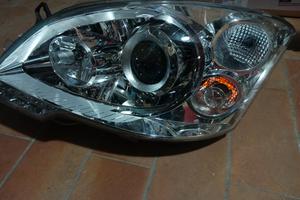 farò anteriore sx Mercedes Viano 