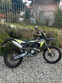 Fantic 125 XEF PERFORMANCE 2022