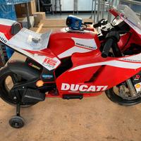 Moto Ducati elettrica by Peg Perego