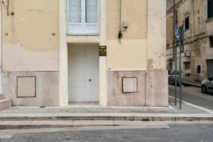 Rif. 13al - magazzino piazza c. firrao