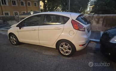 Ford fiesta 2014 