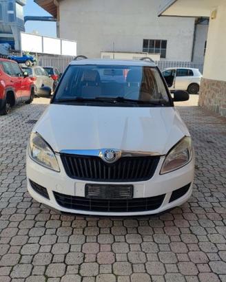 RICAMBI PER SKODA FABIA 5J 1.2 BENZINA 2011